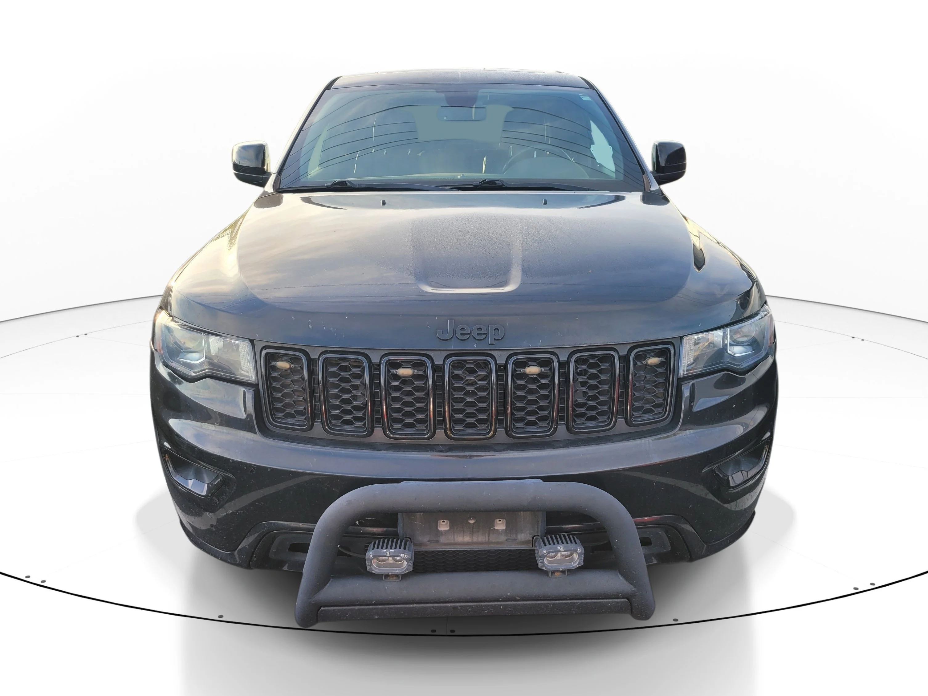 Used 2019 Diamond Black Crystal Pearlcoat Jeep Altitude image 2
