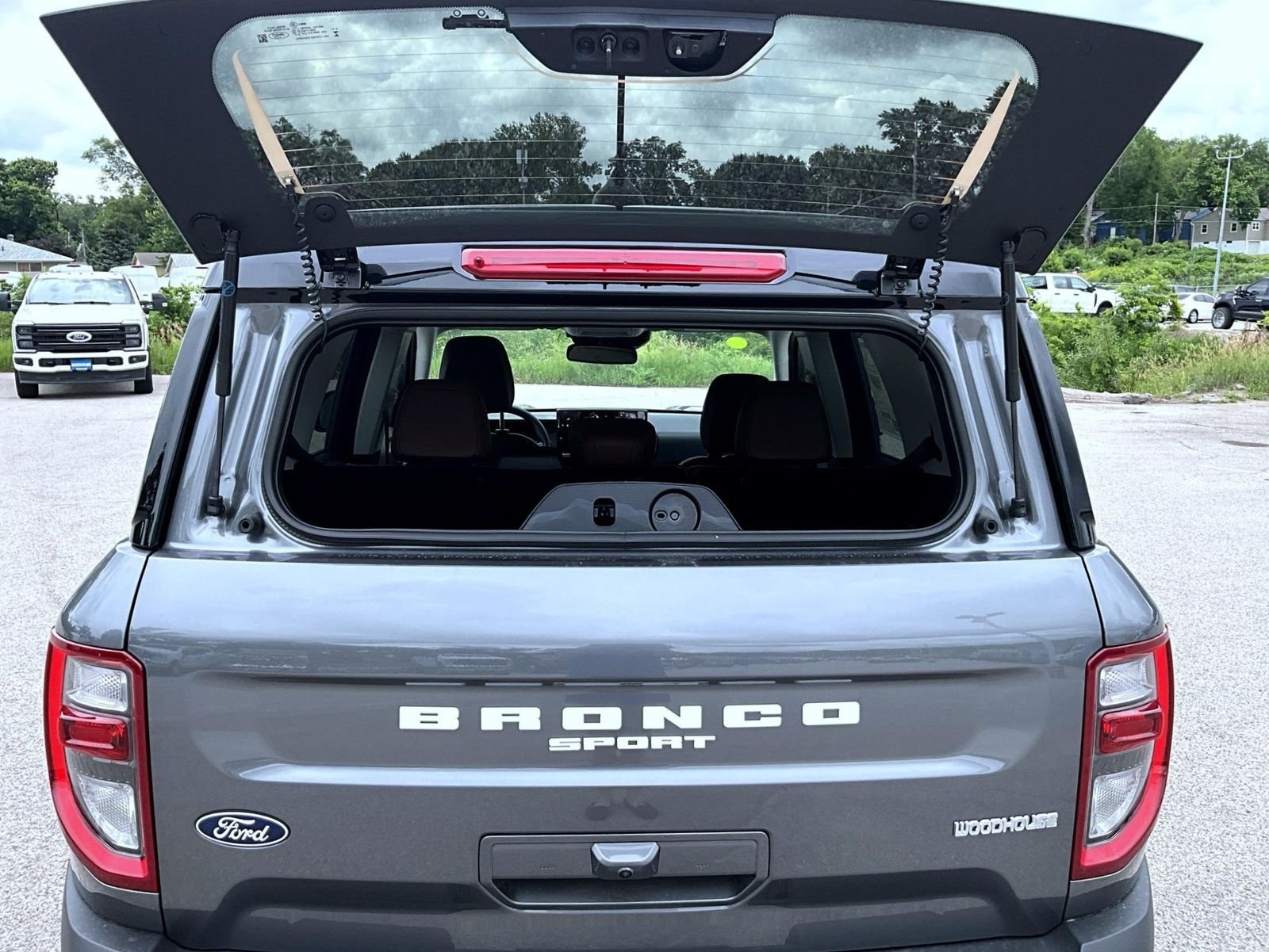 New 2026 Carbonized Gray Metallic Ford Outer Banks image 9