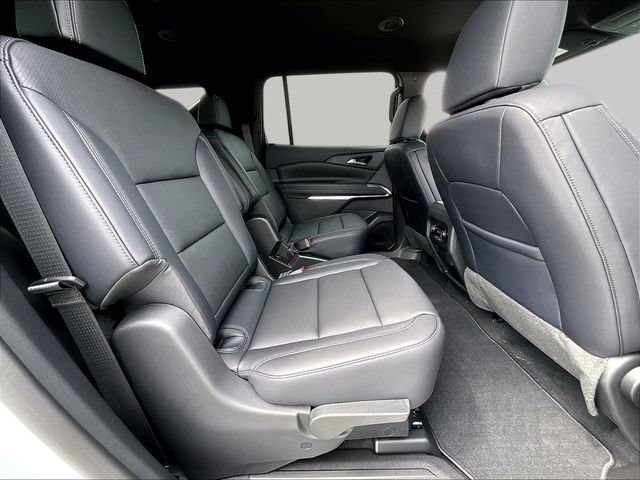 2027 Chevrolet Traverse LT - Photo 26