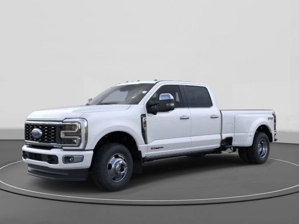 2025 Ford F-350 Platinum 4x4 Crew Cab 8' Box DRW's photo