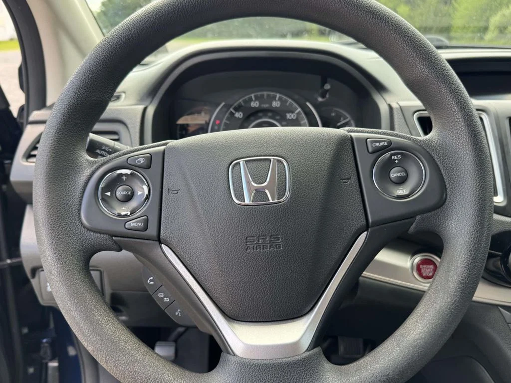 Used 2016  Honda EX image 17