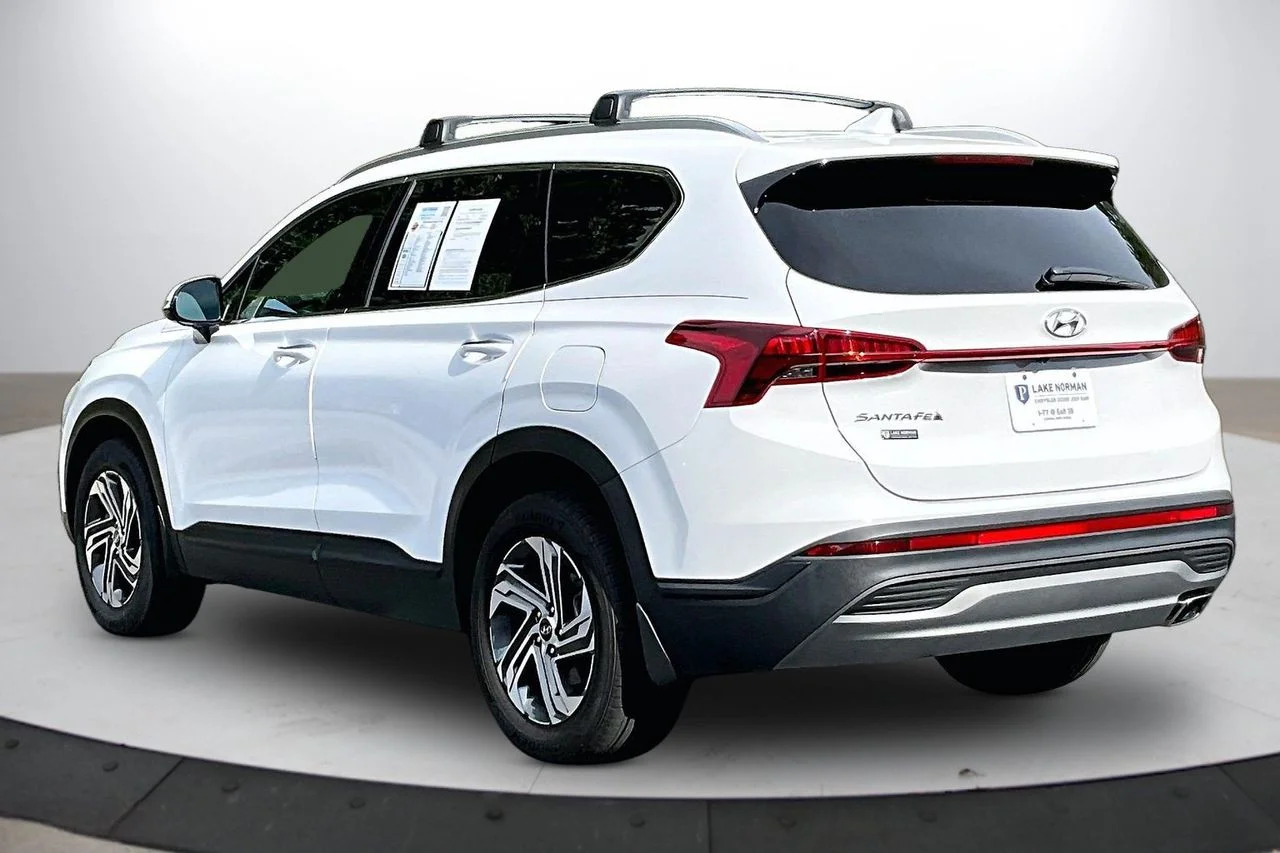 Certified Used 2023 White Hyundai SEL image 7