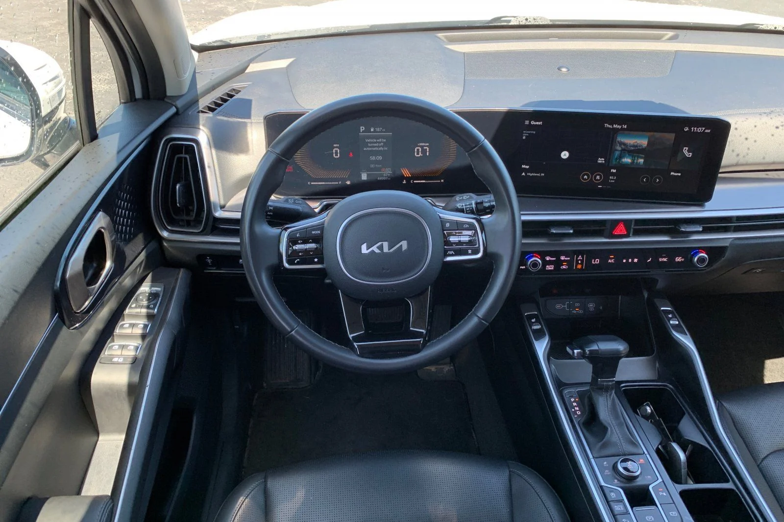 Used 2024 White Kia S image 18