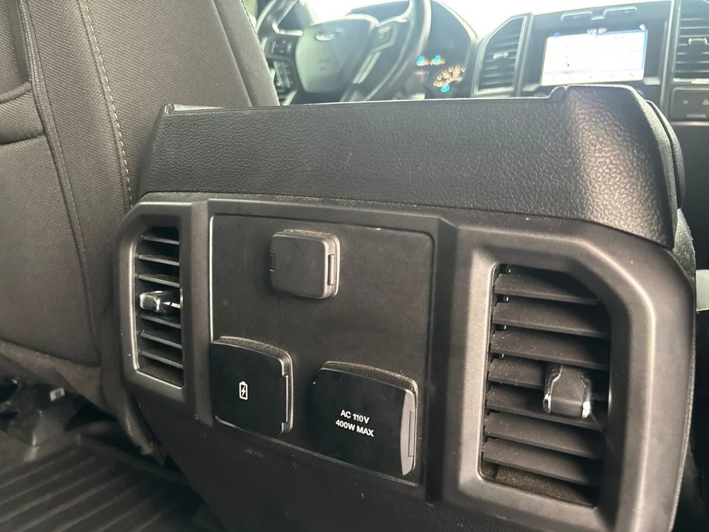 Used 2018 Gray Ford XLT image 29