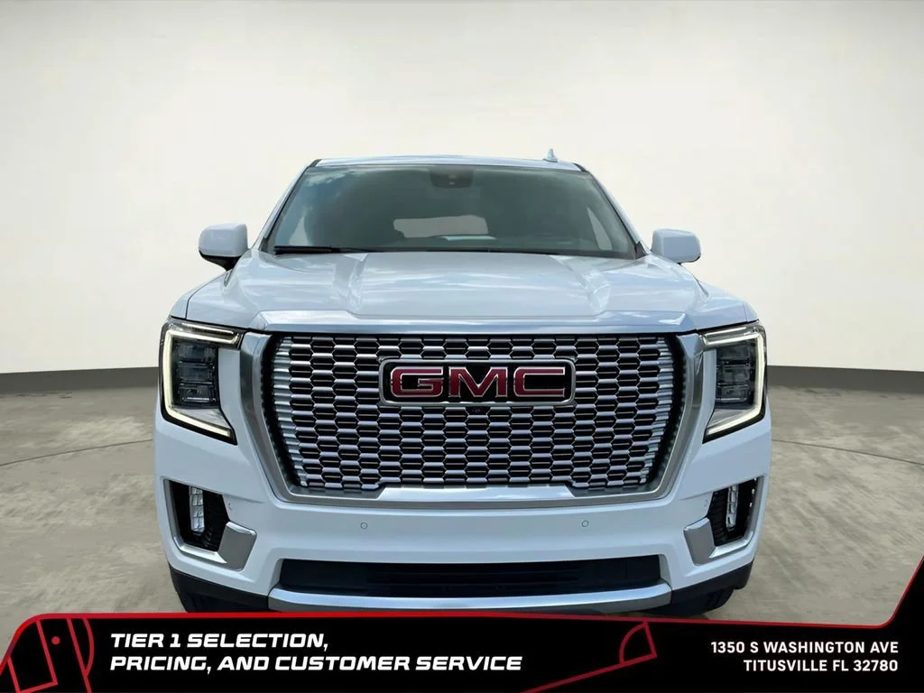 Used 2024 Summit White GMC Denali image 8