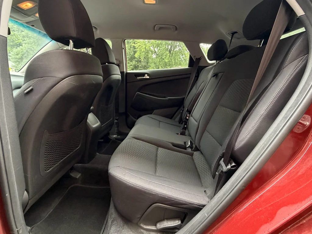 Used 2019 Gemstone Red Hyundai SE image 12