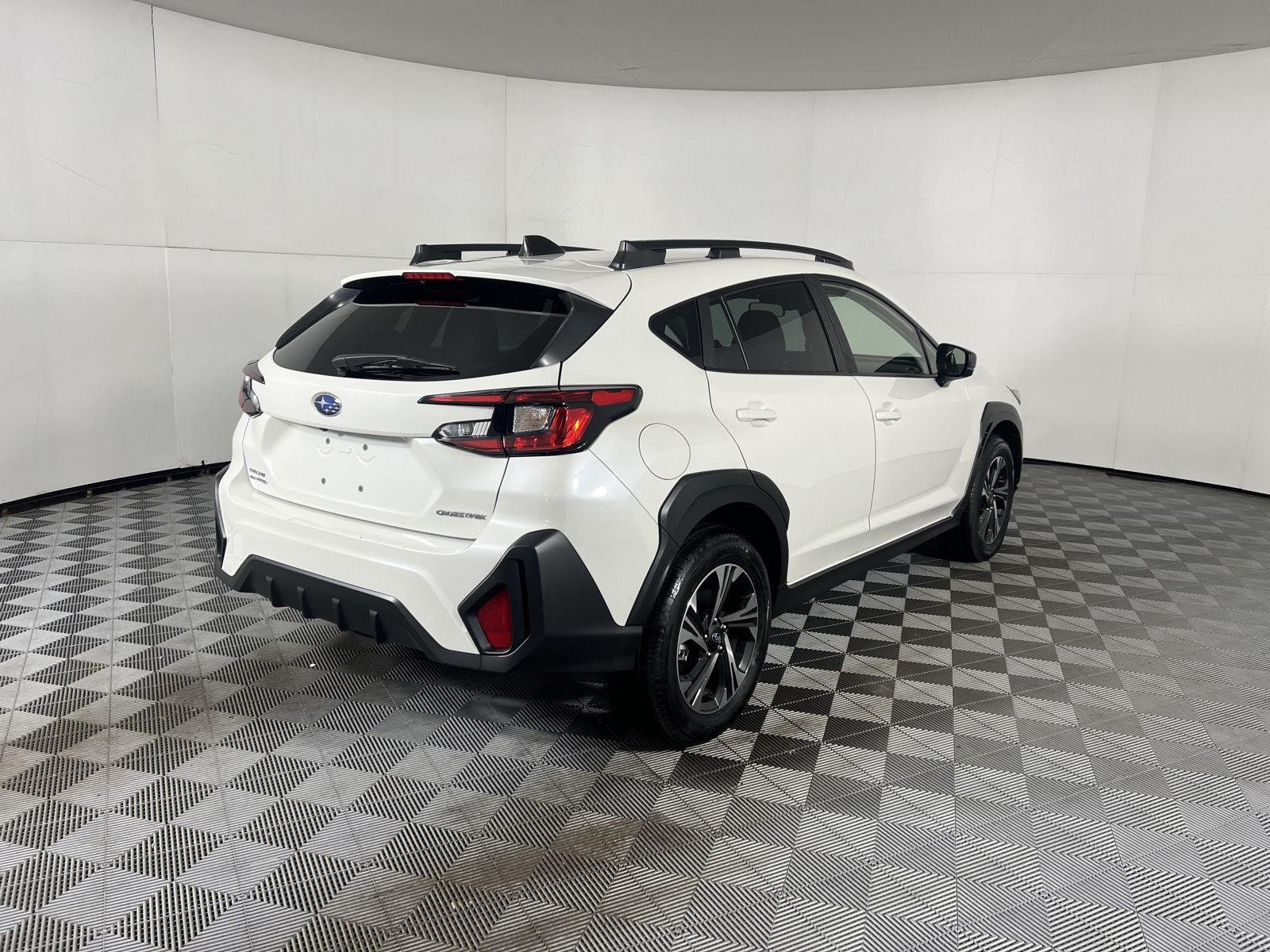 Used 2025 Crystal White Pearl Subaru Premium image 21