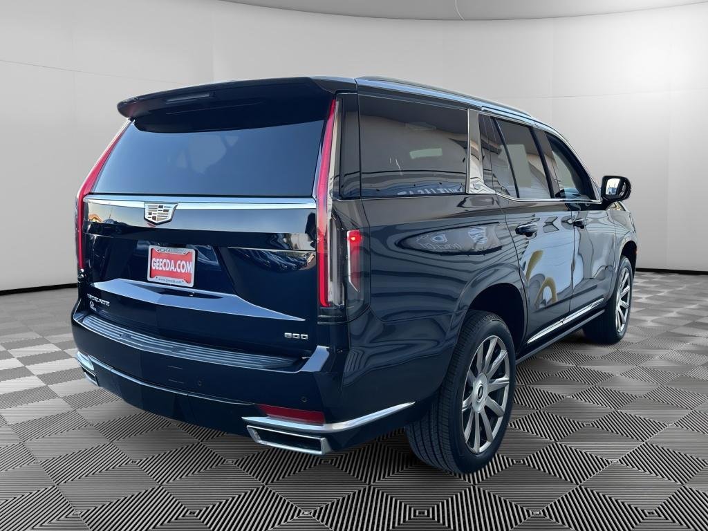 Used 2021 Dark Moon Blue Metallic Cadillac Premium Luxury Platinum image 4