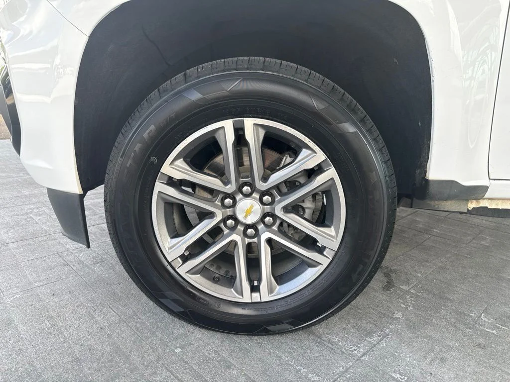 Used 2022 White Chevrolet Work Truck image 10