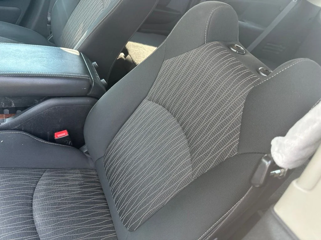 Used 2014 White Chevrolet 2LT image 3
