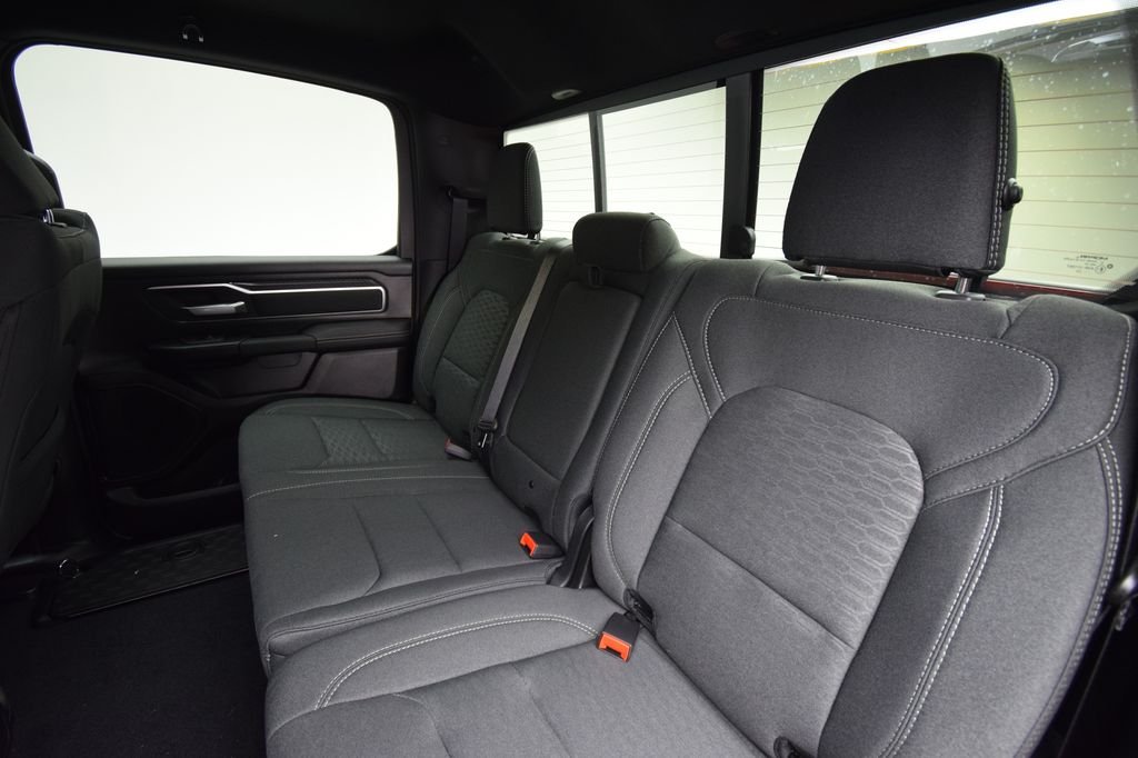 New 2026 Diamond Black Crystal Pearl-Coat Exterior Paint RAM Big Horn/Lone Star image 24
