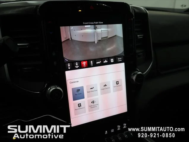 New 2026 Diamond Black Crystal Pearl-Coat Exterior Paint RAM BIG HORN image 18