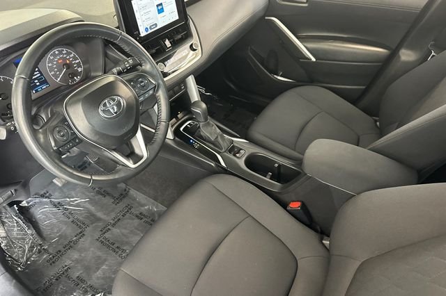 Certified Used 2025  Toyota LE image 12