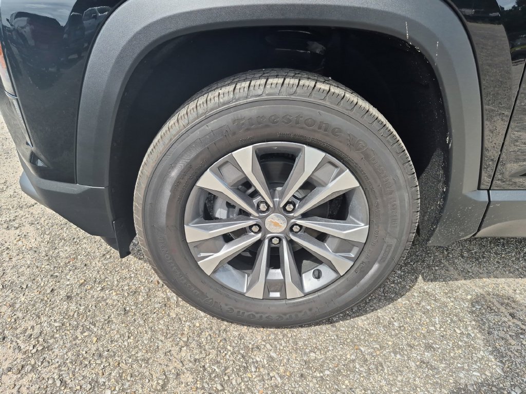 2027 Chevrolet Equinox LT - Photo 13