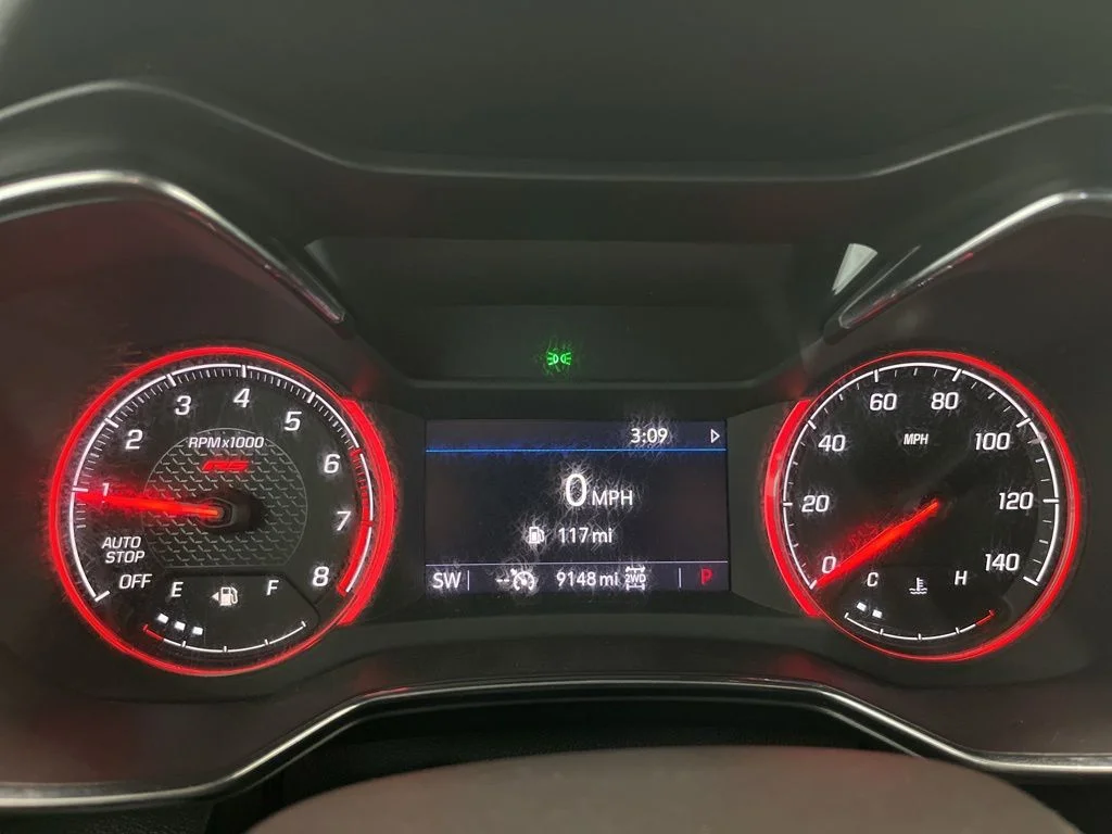 Used 2023 Gray Chevrolet RS image 9