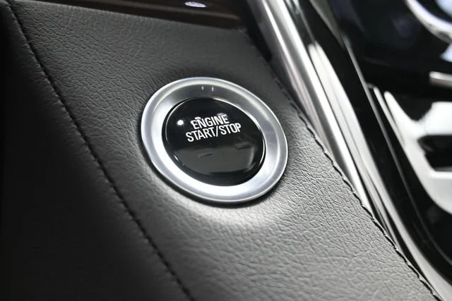 Used 2020 SATIN STEEL METALLIC Cadillac Premium Luxury image 20