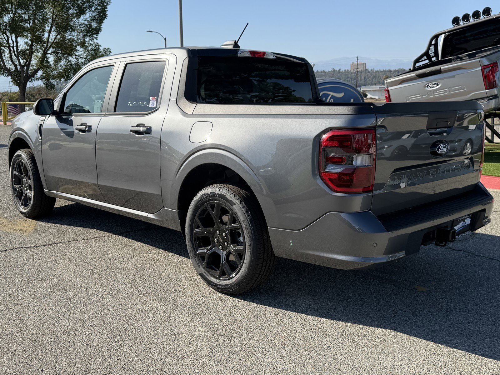 New 2026 Carbonized Gray Metallic Ford Lobo™ image 4