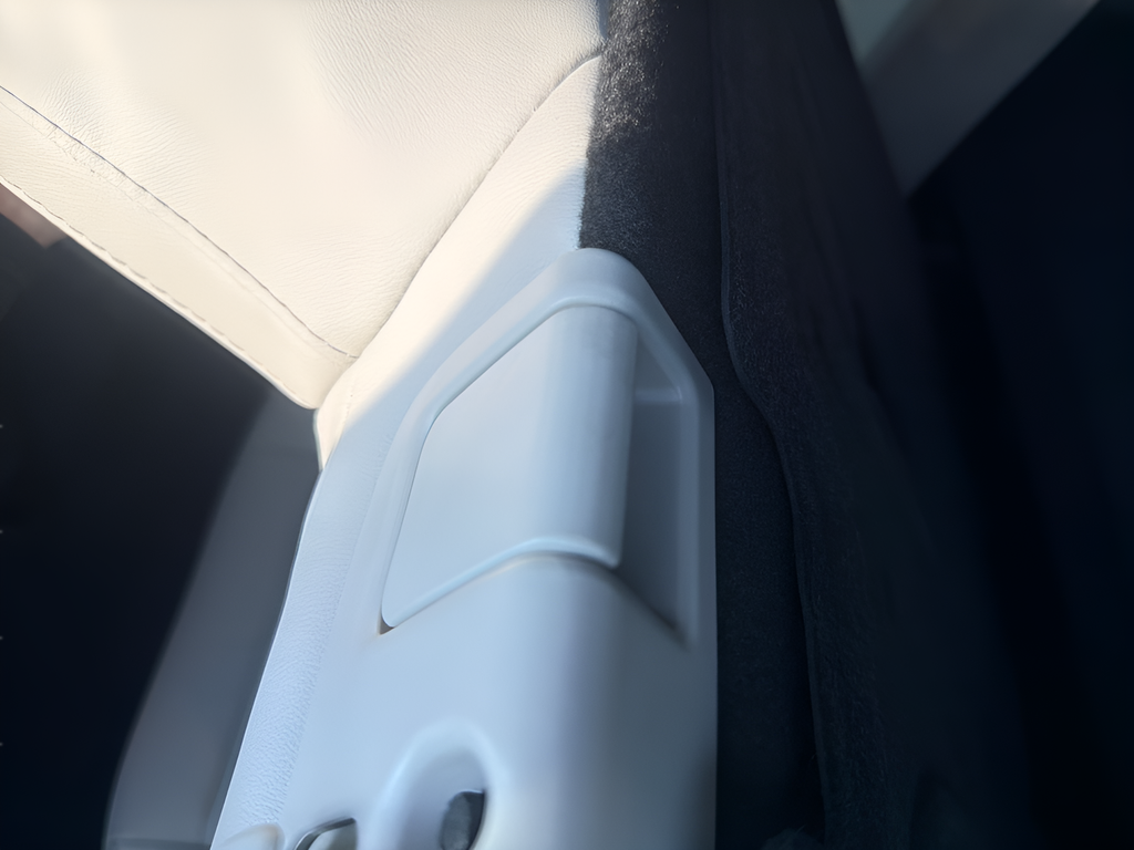 New 2026 White Nissan SL image 20