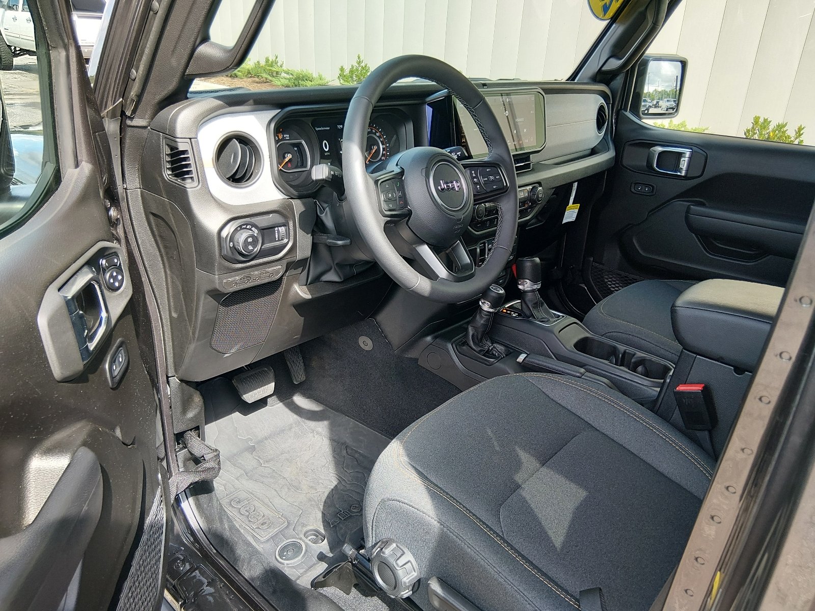 Used 2025 Granite Crystal Metallic Clear Coat Jeep Willys image 9