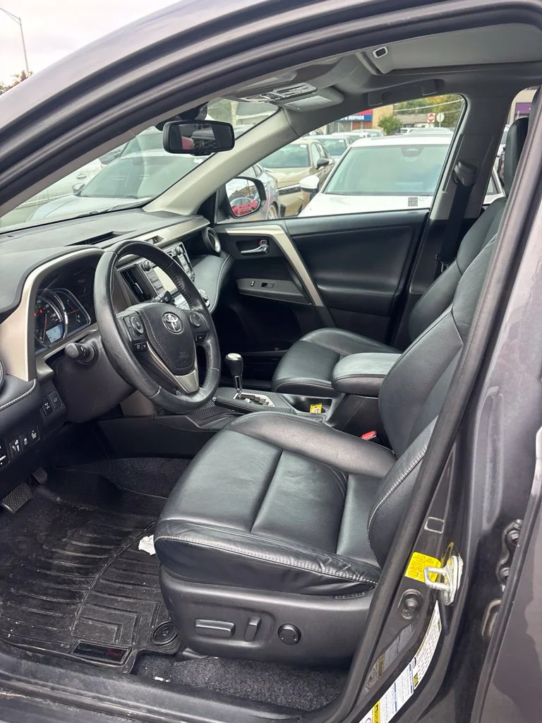 Used 2014 Magnetic Gray Metallic Toyota Limited image 26