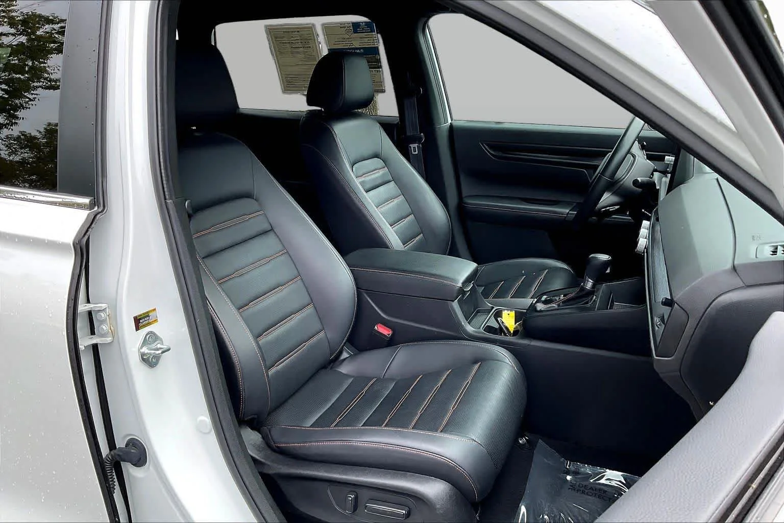 Certified Used 2024 Platinum White Pearl Honda Sport-L image 9