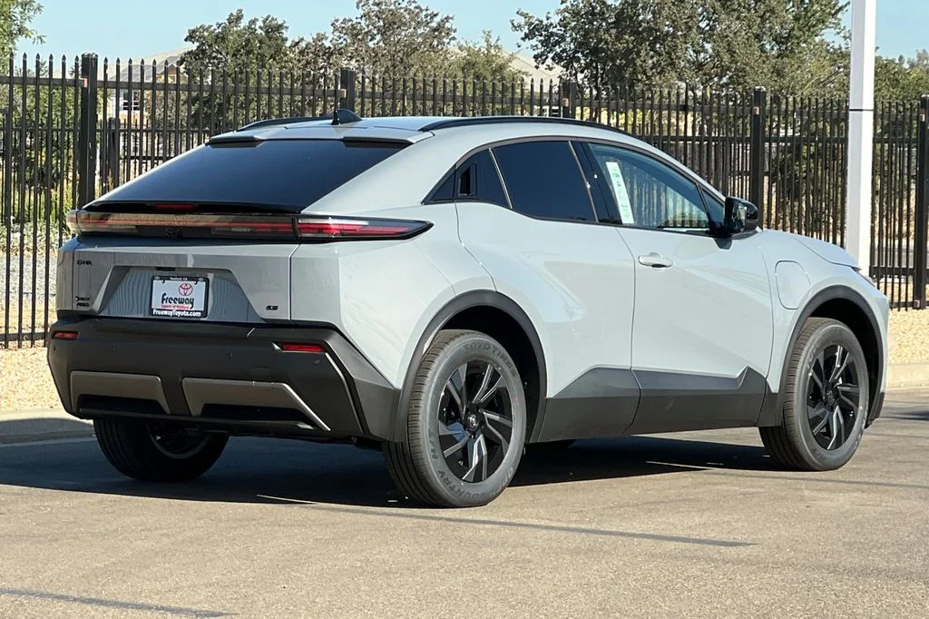 New 2026  Toyota SE image 4