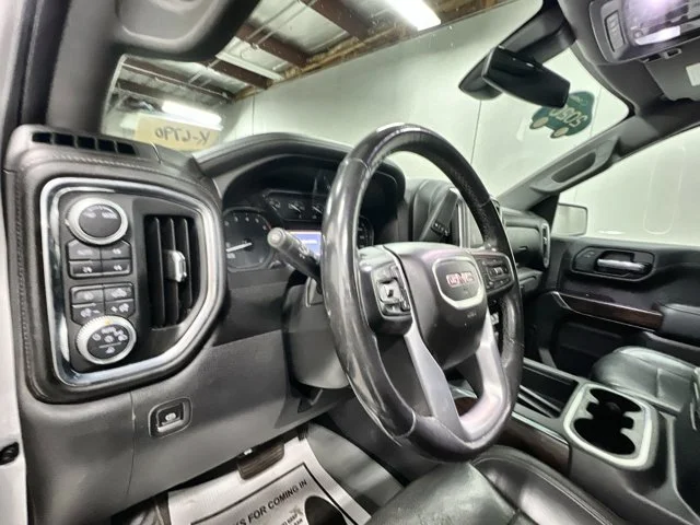 Used 2020 Silver GMC SLT image 10