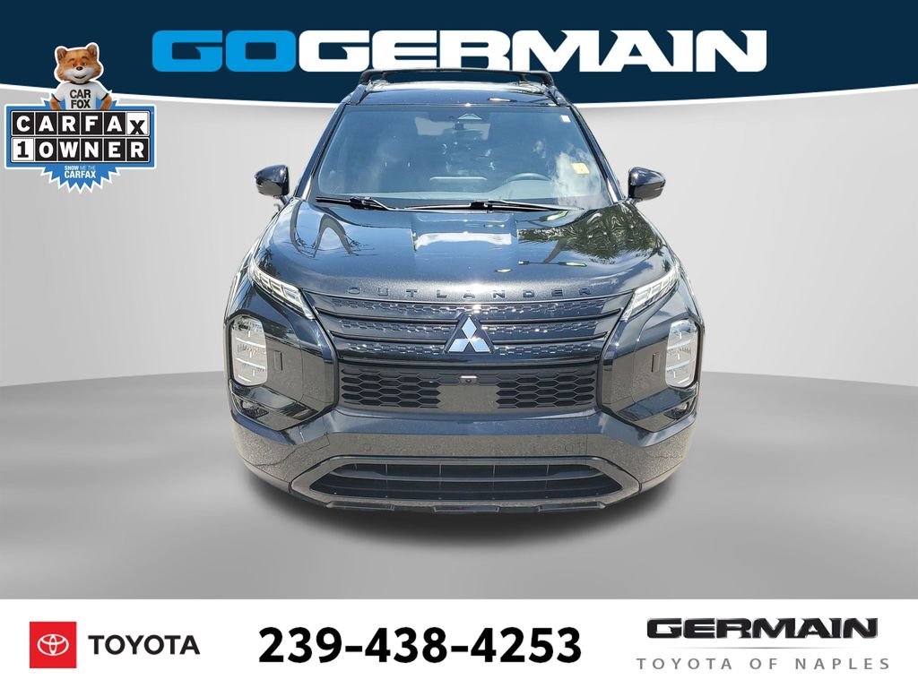 Used 2025 Black Mitsubishi SEL Black Edition image 2