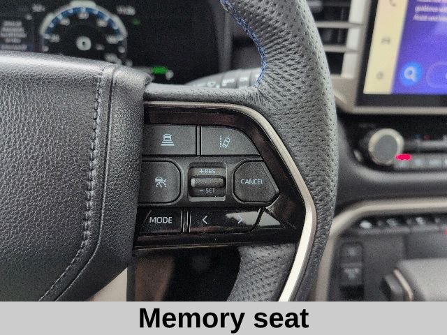 2026 Toyota Sequoia Platinum - Photo 8