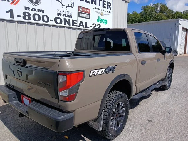 Used 2021  Nissan PRO-4X image 3