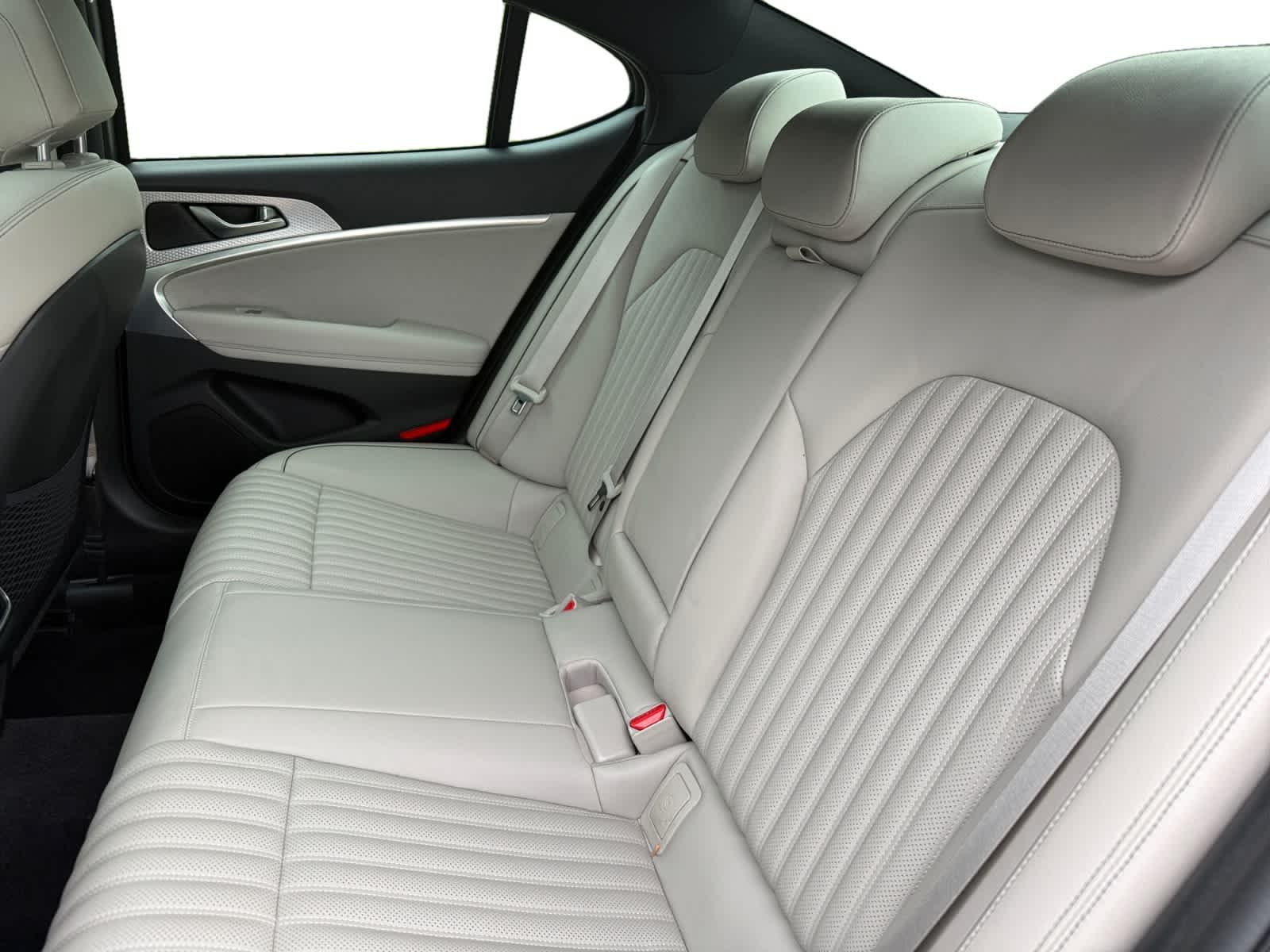 Used 2022 Savile Silver Genesis 3.3T image 22
