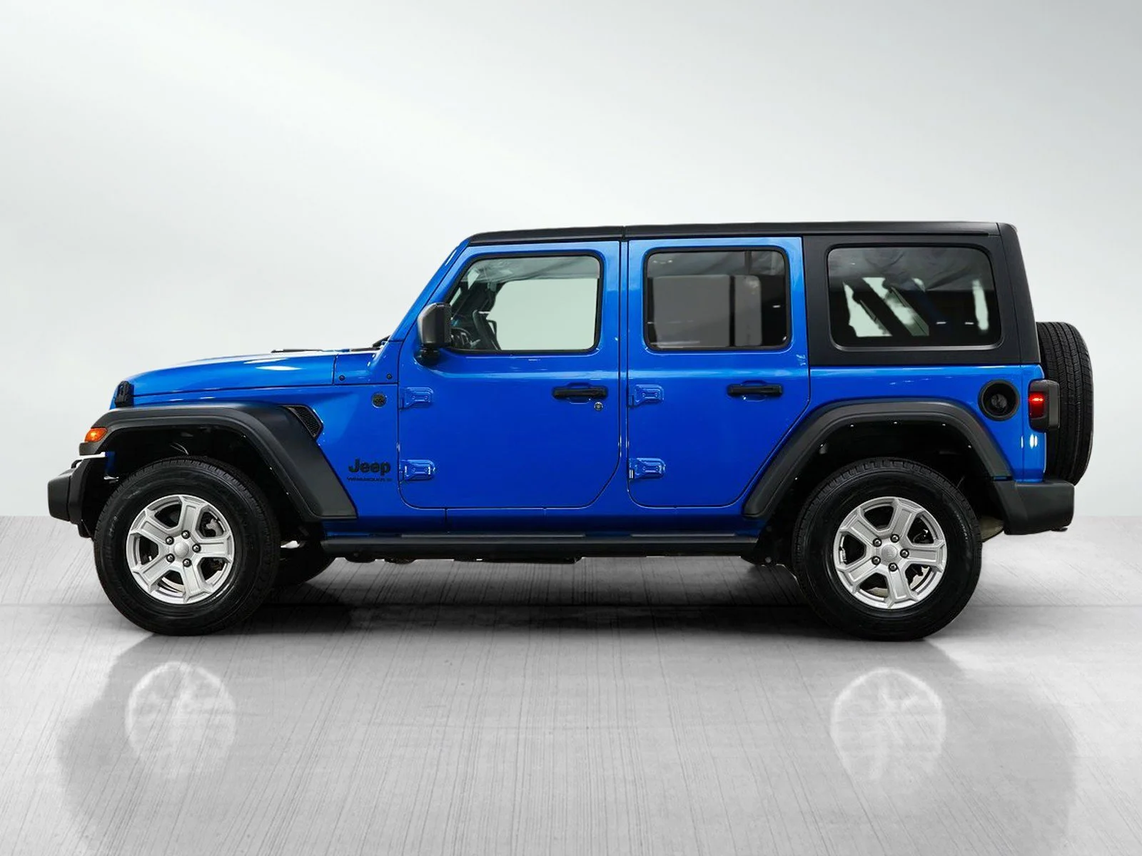 Used 2023 Jeep Wrangler 4-Door Sport S with VIN 1C4HJXDG4PW510164 for sale in Burnsville, Minnesota