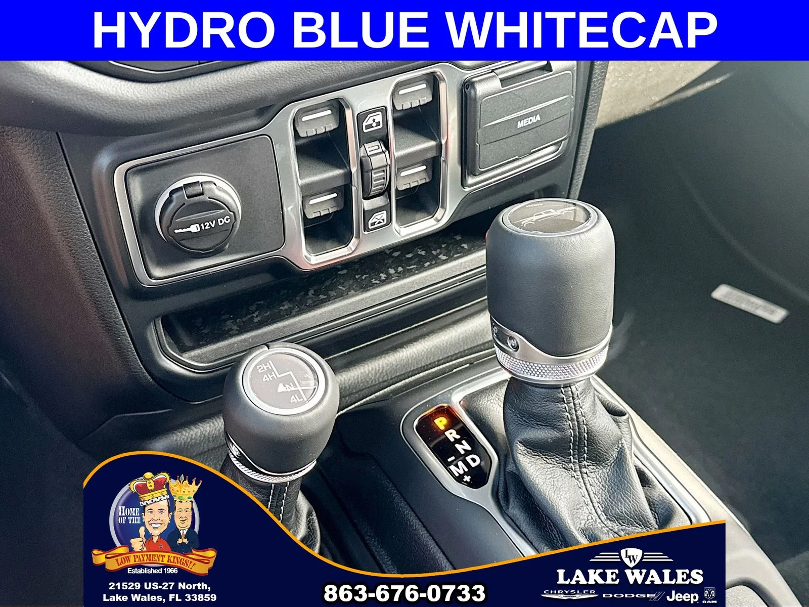 New 2026 Hydro Blue Pearl-Coat Exterior Paint Jeep  image 15