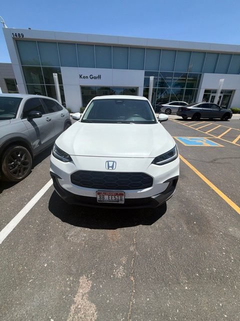 Used 2024 Platinum White Pearl Honda LX image 12