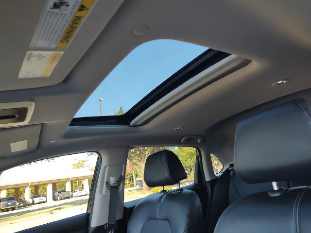 Used 2024 Blue Honda EX-L image 26