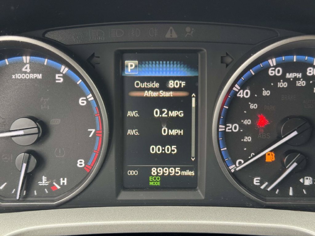 Used 2018 Red Toyota LE image 13
