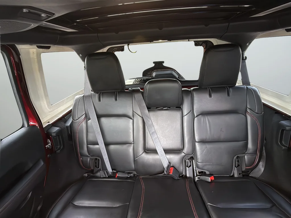 Used 2021 Red Jeep Unlimited Rubicon image 23