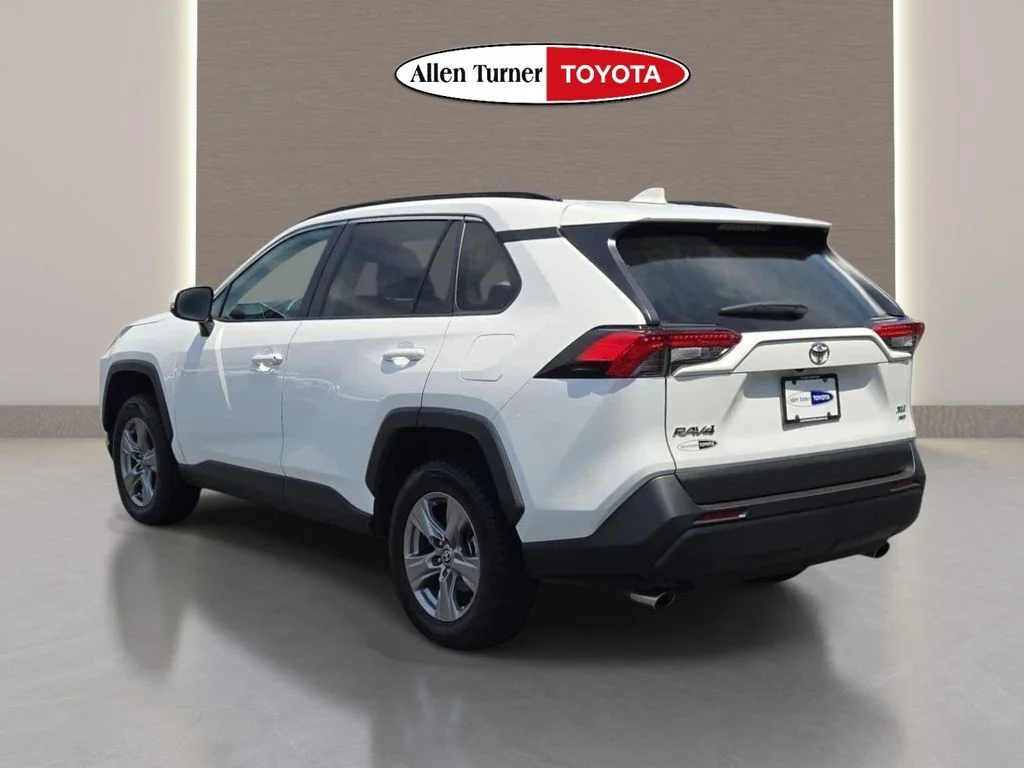 Used 2024 White Toyota XLE image 8
