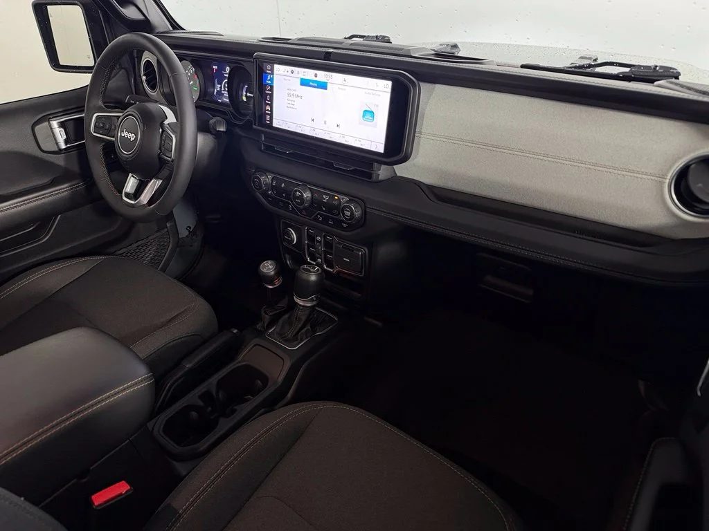 Used 2024 Gray Jeep Sahara 4xe image 14