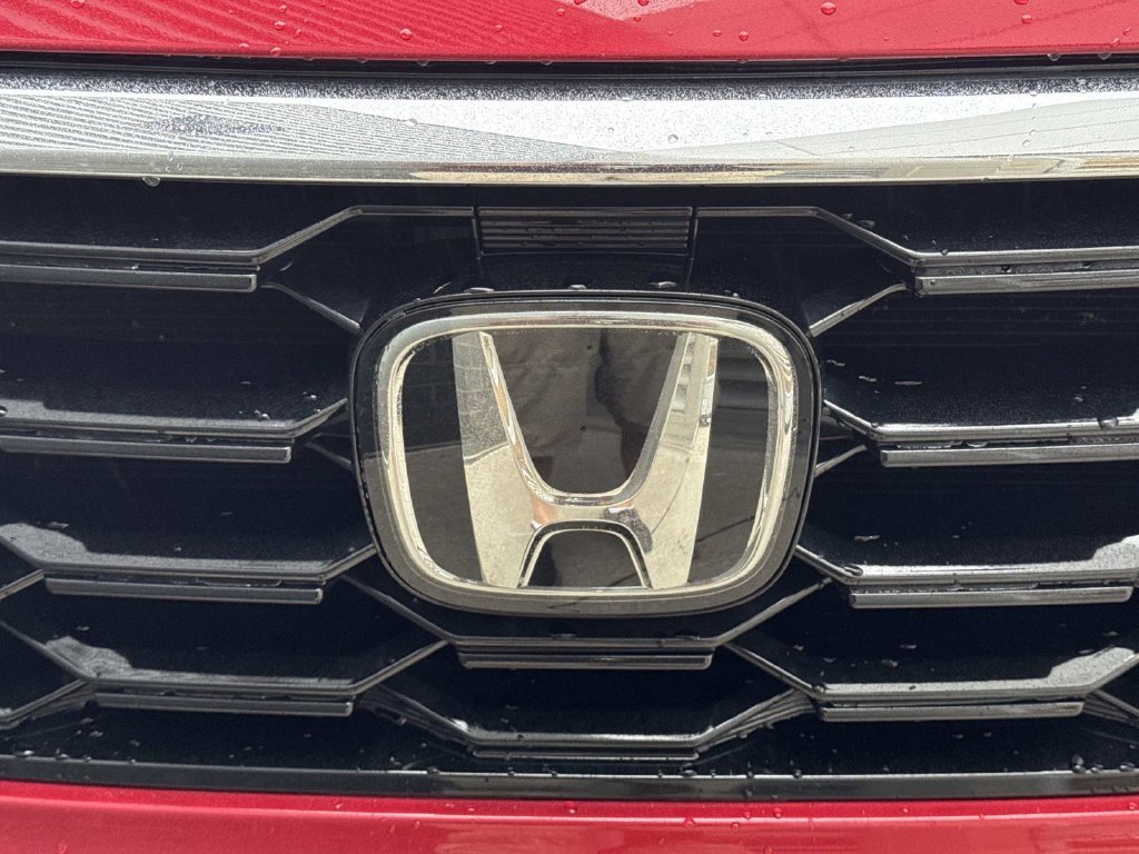 Used 2025 Red Honda Touring image 10
