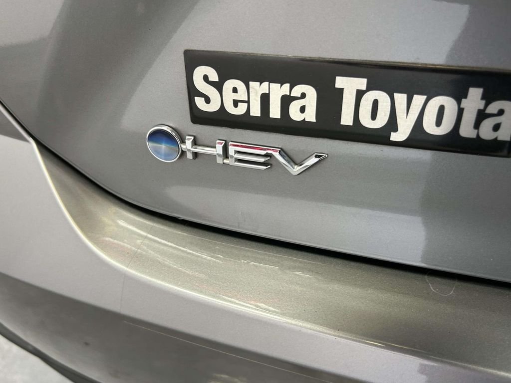 Certified Used 2025  Toyota SE image 11
