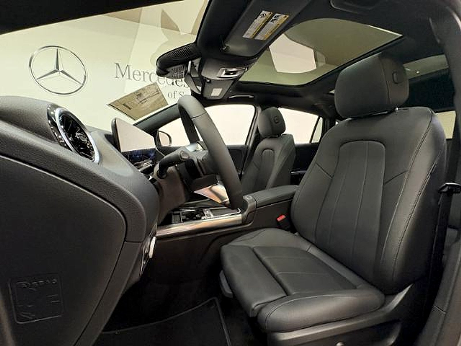 New 2026 Mountain Grey Metallic Mercedes-Benz 4MATIC® image 9