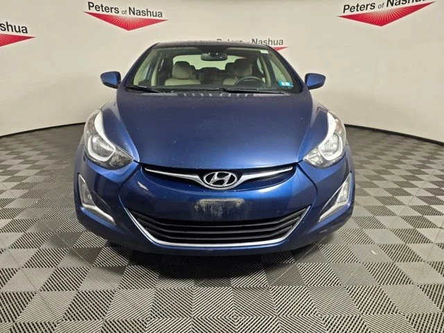 Used 2016 Blue Hyundai SE image 2