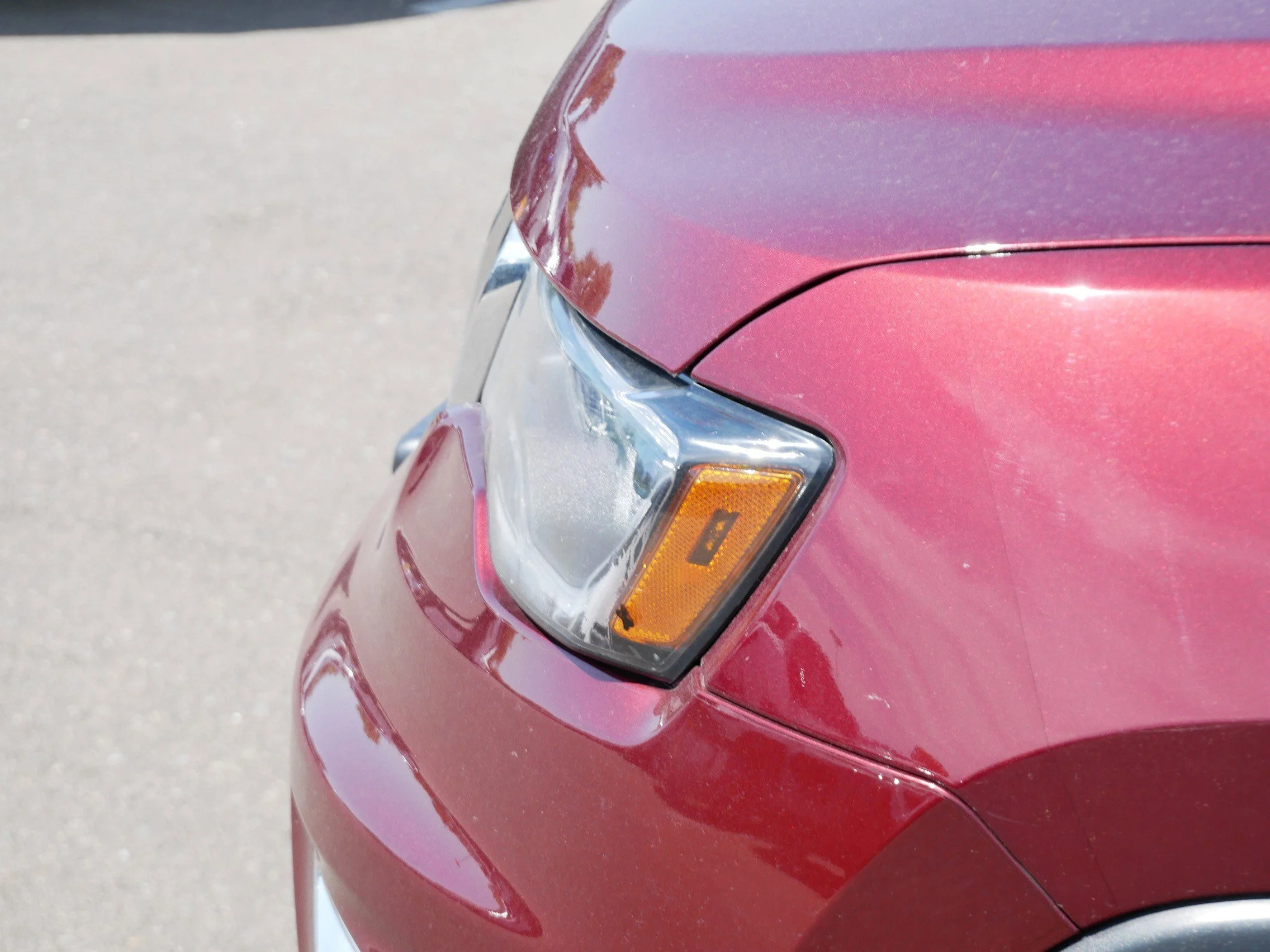 Used 2020 Velvet Red Pearlcoat Jeep Limited image 16
