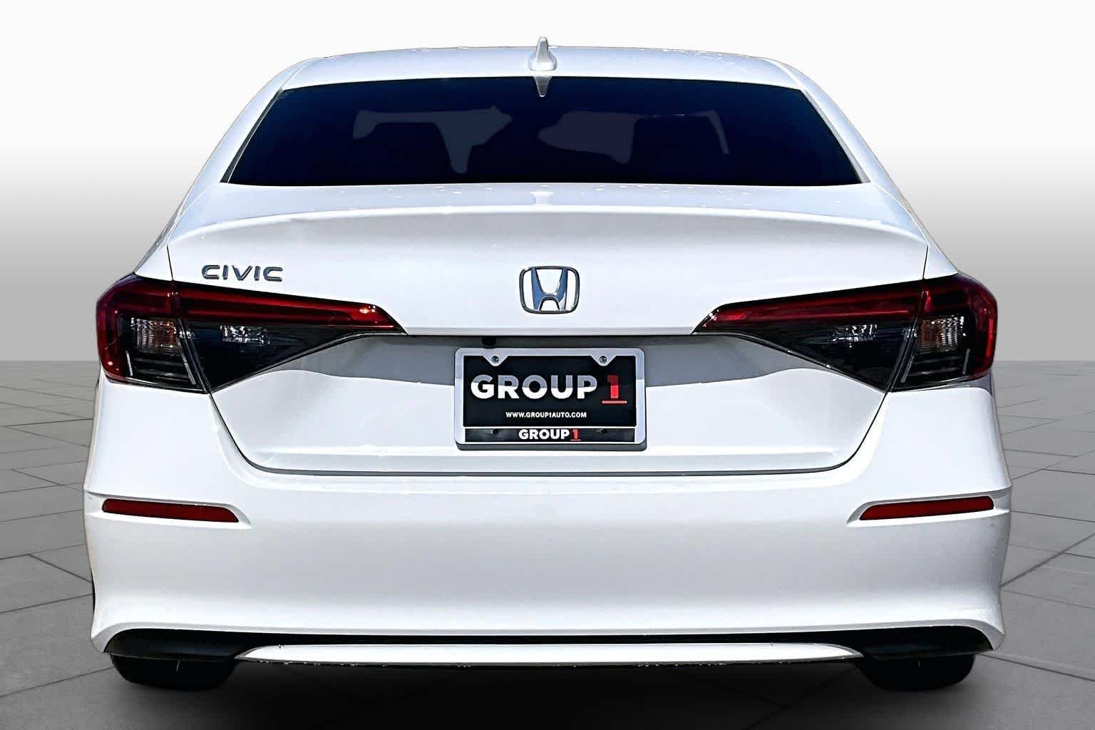 Used 2022 Platinum White Pearl Honda EX image 5