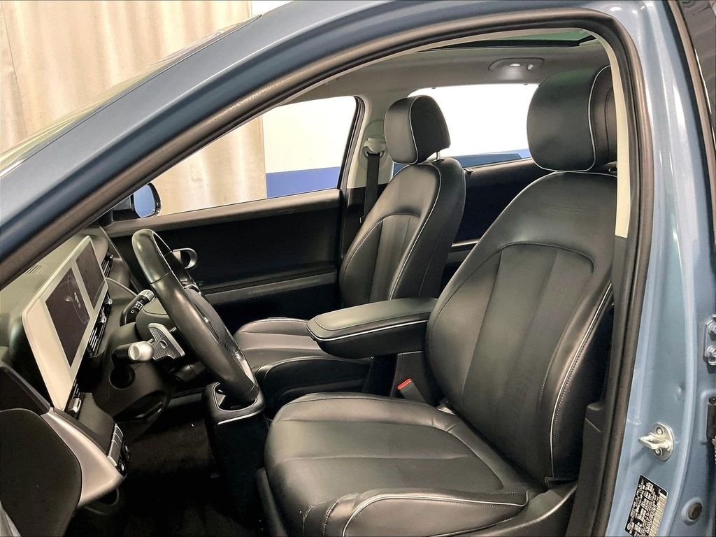 Used 2023 Blue Hyundai Limited image 10