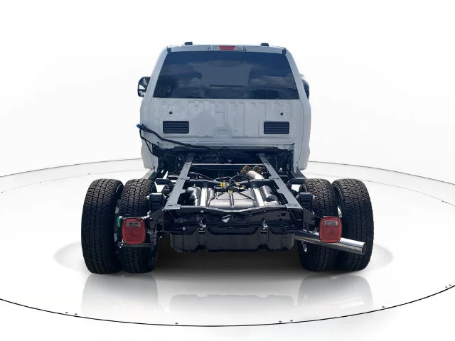 New 2027 Oxford White Ford XL 4WD CREW CAB image 6