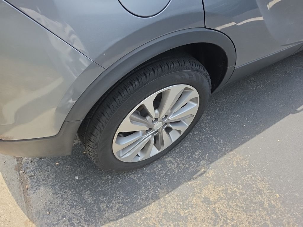 Used 2020 Gray Buick Preferred image 6