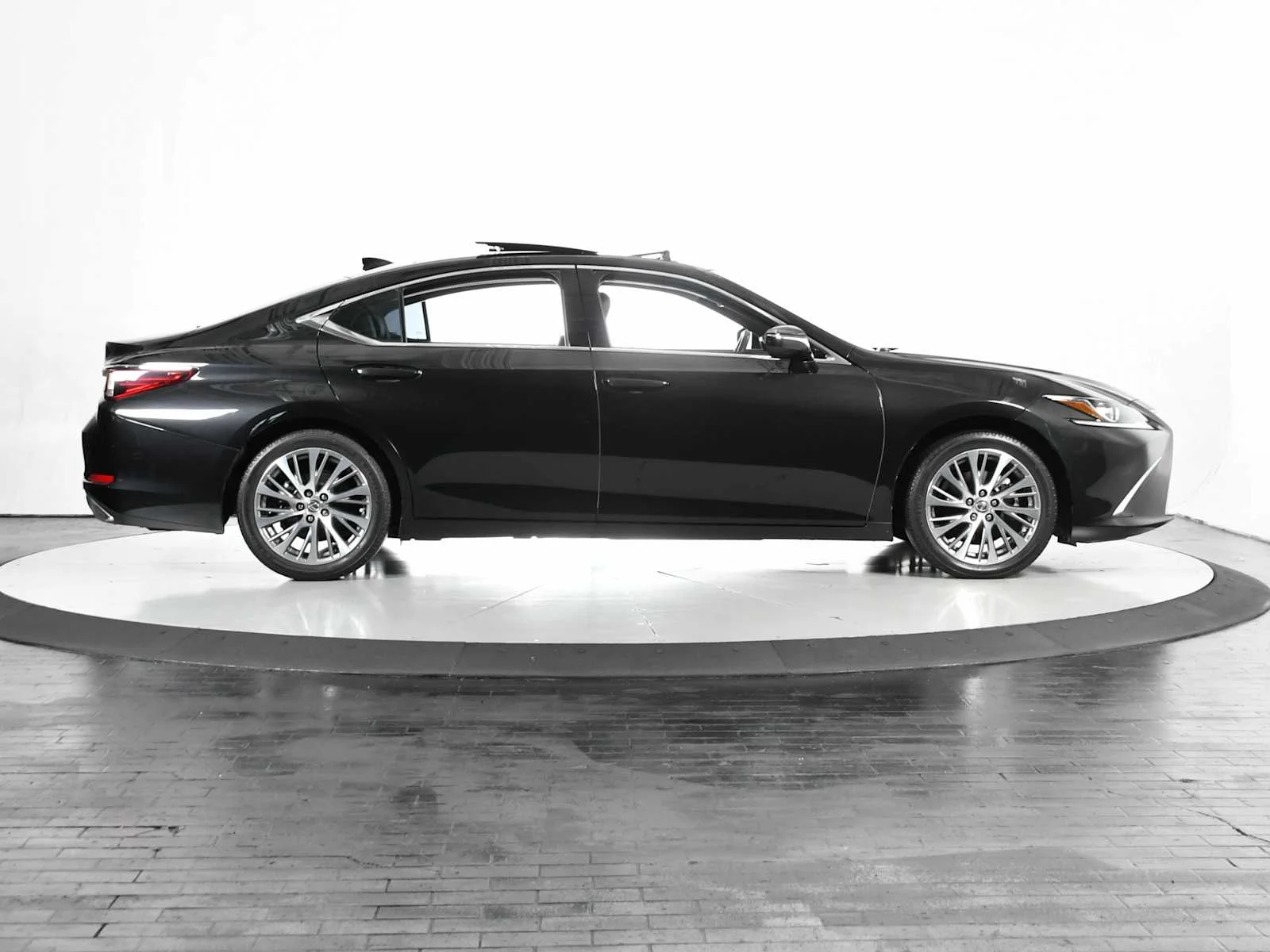Used 2020 Caviar Lexus  image 8