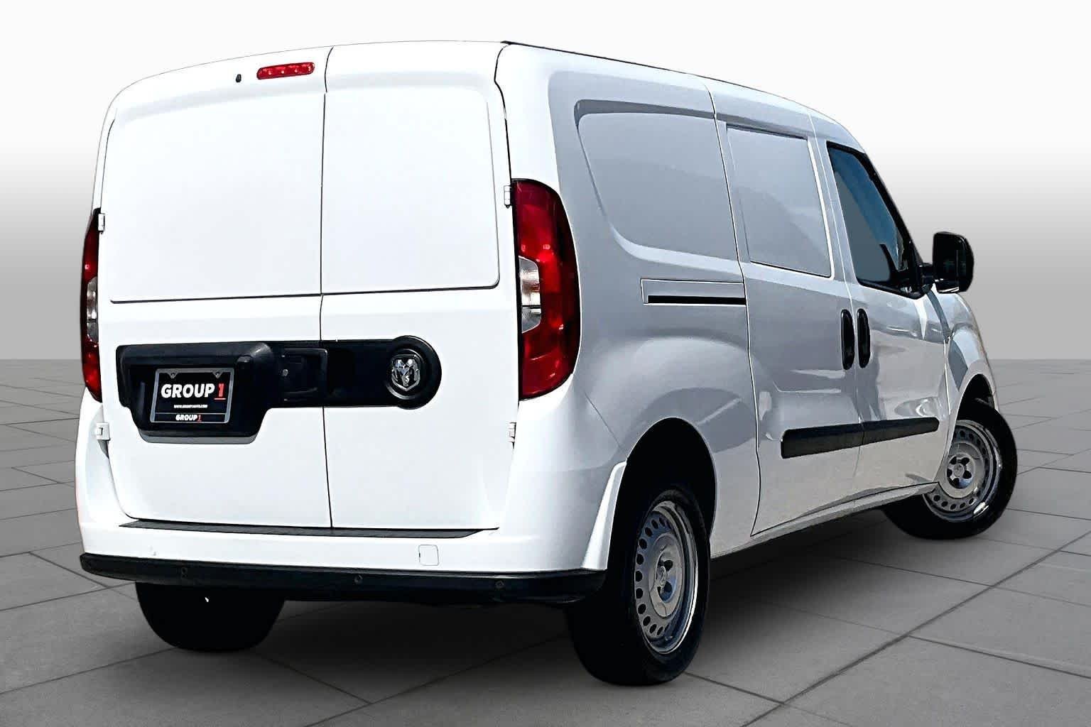 Used 2022 Bright White Ram Tradesman image 13